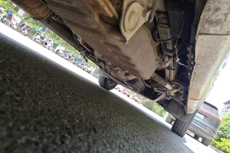Used Wuling Rongguang 2014 1.2L S Standard Model Chassis Rear Right
