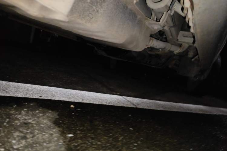 Used Wuling Rongguang 2014 1.2L S Standard Model Chassis Rear Right