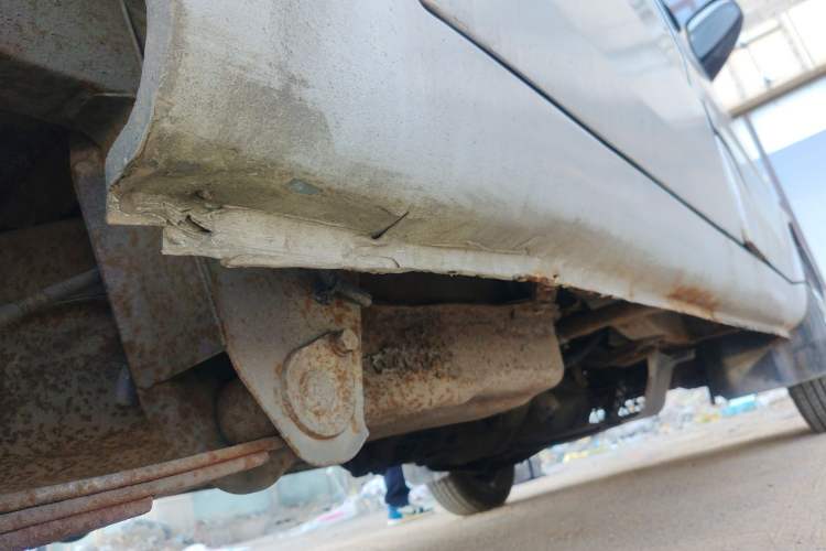 Used Wuling Rongguang 2014 1.2L S Base Model Chassis Rear Right