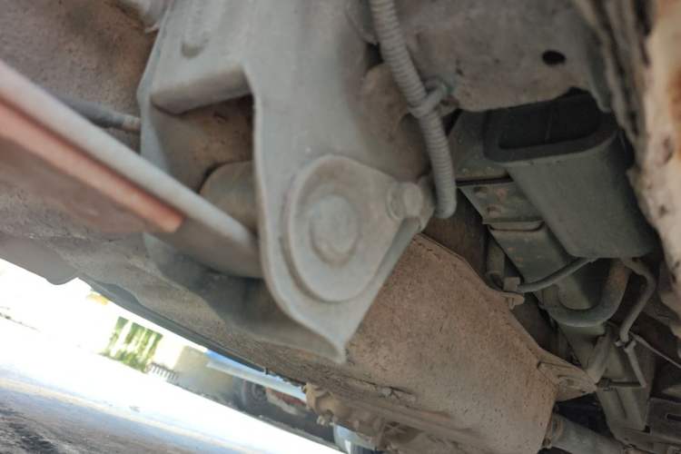 Used Wuling Rongguang 2014 1.5L S Base Version Chassis Rear Right