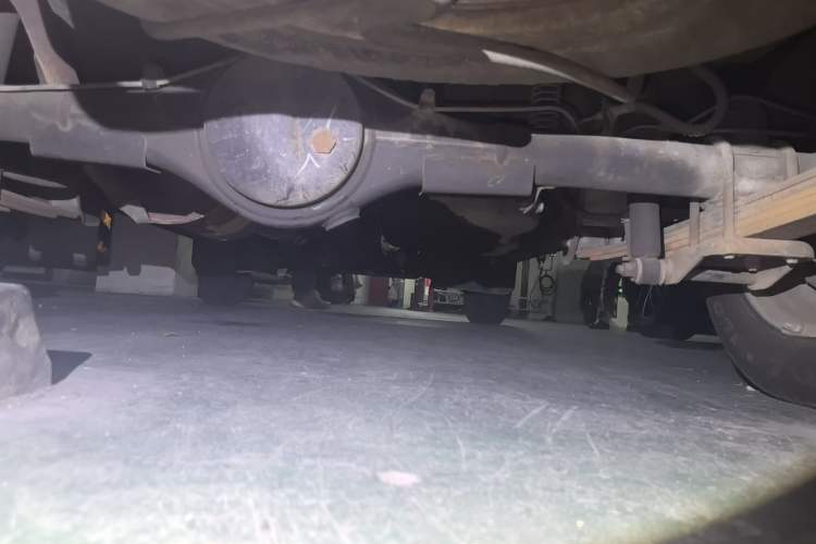 Used Wuling Rongguang 2014 1.5L S Base Version Chassis Rear