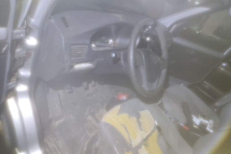 Used Wuling Rongguang 2014 1.2L S Base Model Driver Seat