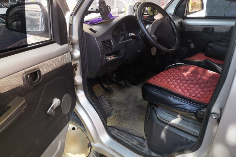 Used Wuling Rongguang 2014 1.2L S Base Model Driver Seat