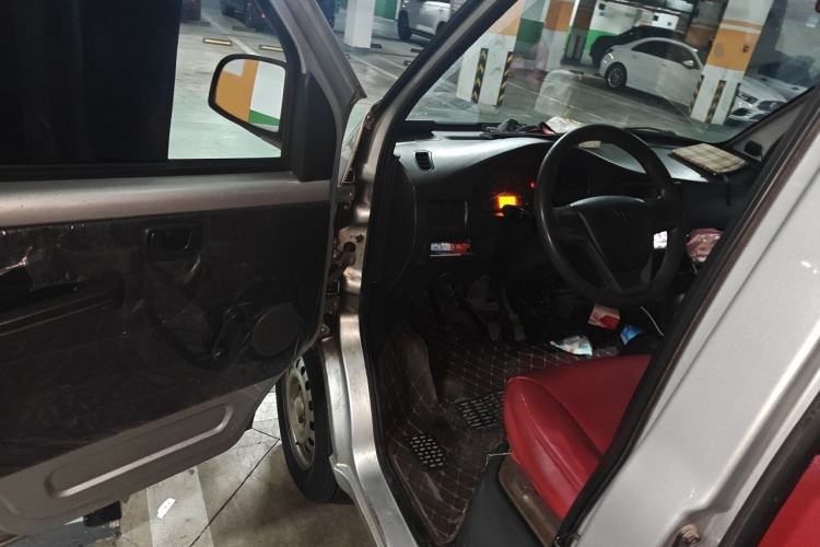 Used Wuling Rongguang 2014 1.5L S Base Version Driver Seat