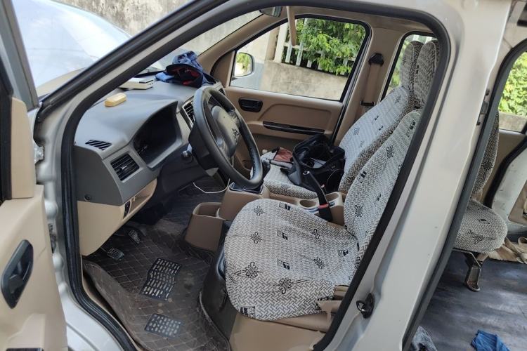 Used Wuling Rongguang 2014 1.2L S Standard Model Driver Seat
