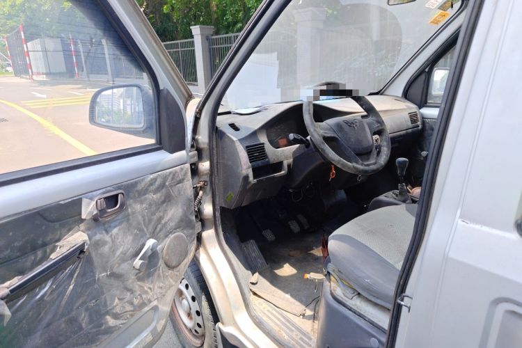Used Wuling Rongguang 2014 1.2L S Base Model Driver Seat