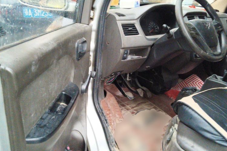 Used Wuling Rongguang 2014 1.2L S Base Model Driver Seat