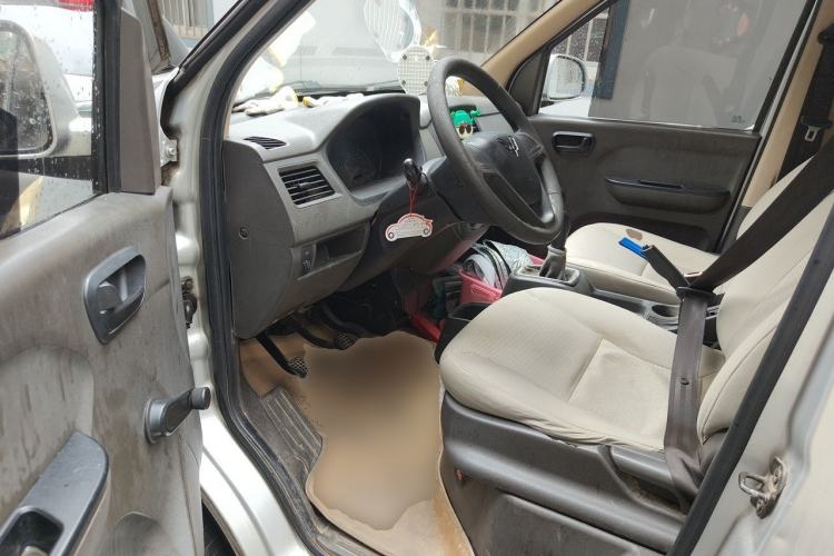 Used Wuling Rongguang 2014 1.2L S Base Model Driver Seat