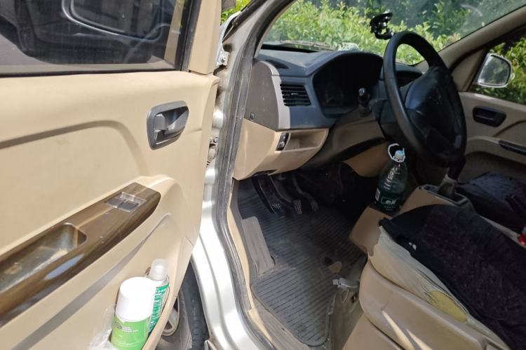 Used Wuling Rongguang 2014 1.2L S Standard Model Driver Seat