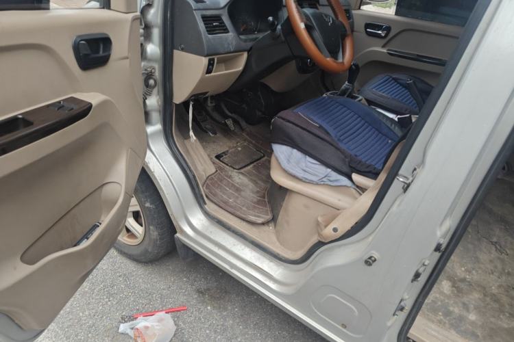 Used Wuling Rongguang 2014 1.5L S Standard Version Driver Seat
