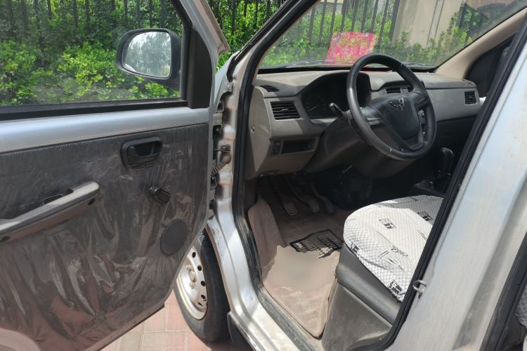 Used Wuling Rongguang 2014 1.2L S Base Model Driver Seat