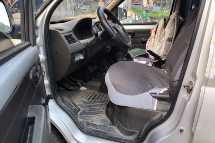 Used Wuling Rongguang 2014 1.2L S Base Model Driver Seat