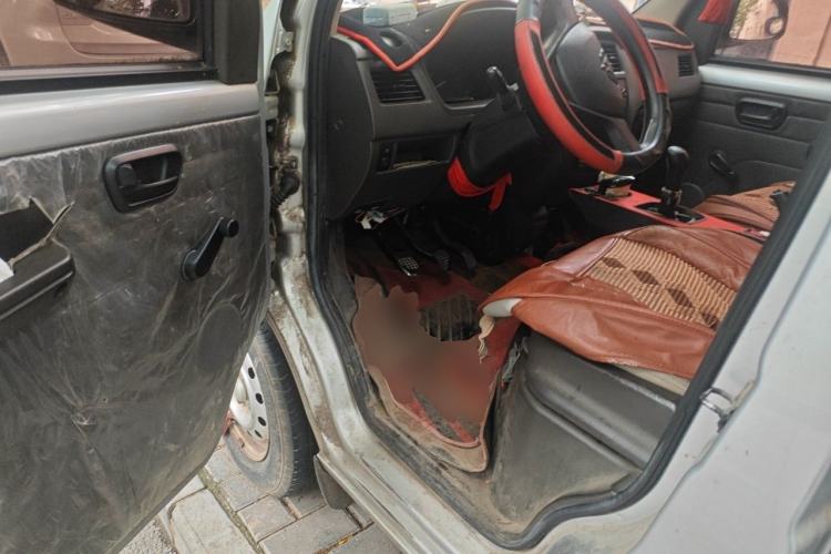 Used Wuling Rongguang 2014 1.2L S Base Model Driver Seat