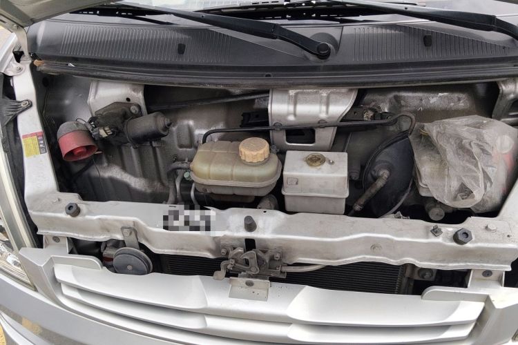 Used Wuling Rongguang 2014 1.2L S Standard Model Engine Bay