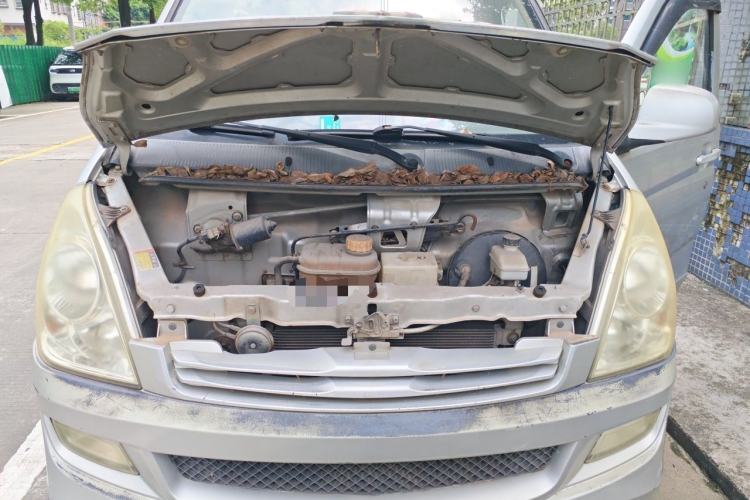 Used Wuling Rongguang 2014 1.2L S Standard Model Engine Bay