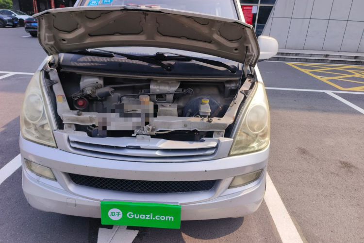 Used Wuling Rongguang 2014 1.2L S Base Model Engine Bay Left