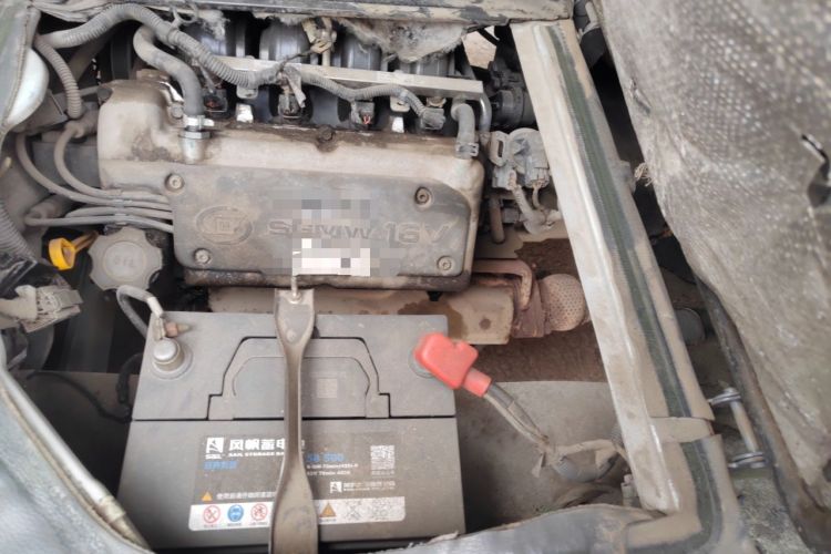 Used Wuling Rongguang 2014 1.2L S Base Model Engine Bay Left