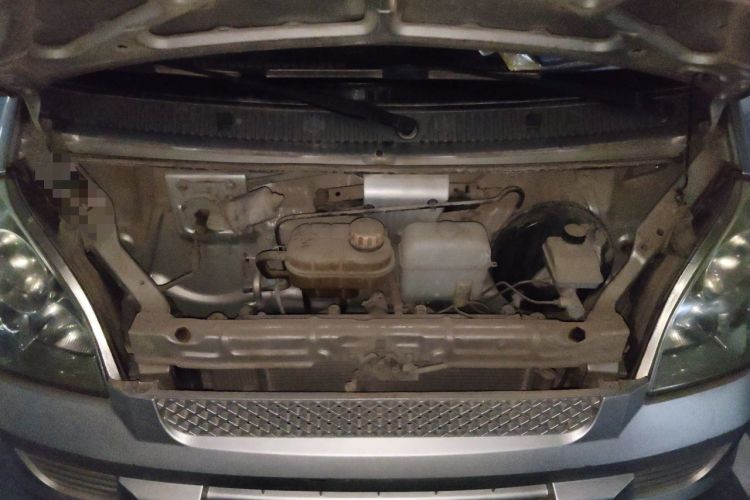 Used Wuling Rongguang 2014 1.2L S Base Model Engine Bay
