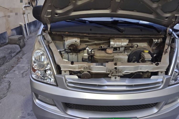 Used Wuling Rongguang 2014 1.2L S Base Model Engine Bay Right