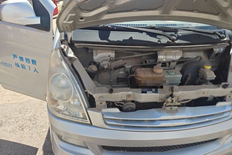 Used Wuling Rongguang 2014 1.2L S Base Model Engine Bay Right