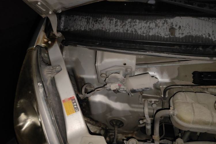 Used Wuling Rongguang 2014 1.2L S Standard Model Engine Bay Right