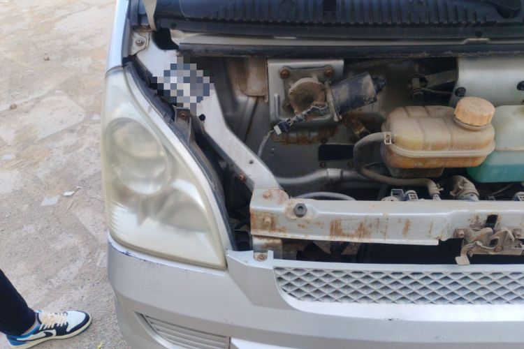 Used Wuling Rongguang 2014 1.2L S Base Model Engine Bay Right