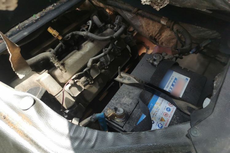 Used Wuling Rongguang 2014 1.2L S Base Model Engine Bay Right