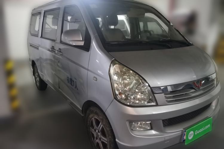 Used Wuling Rongguang 2014 1.2L S Standard Model Exterior 2