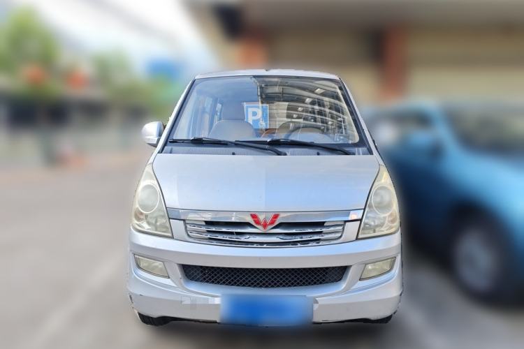 Used Wuling Rongguang 2014 1.5L S Standard Version Front