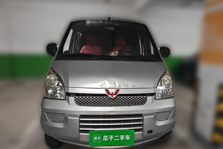 Used Wuling Rongguang 2014 1.5L S Base Version Front