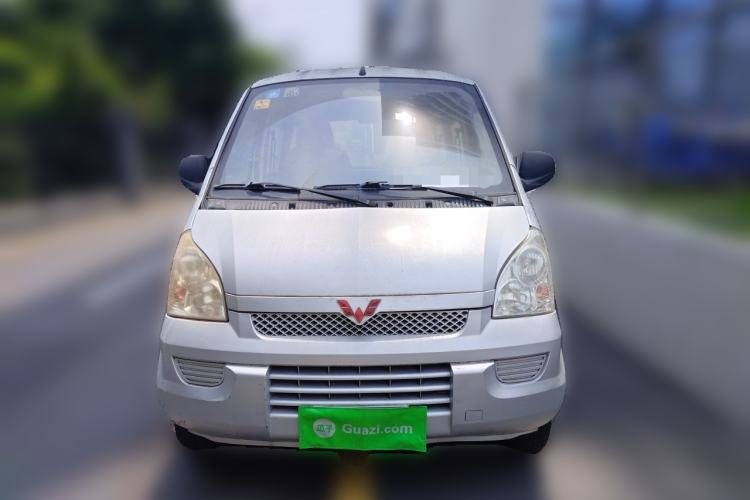 Used Wuling Rongguang 2014 1.2L S Base Model Front