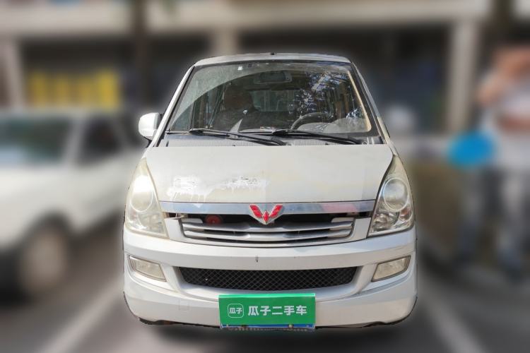Used Wuling Rongguang 2014 1.5L S Standard Version Front
