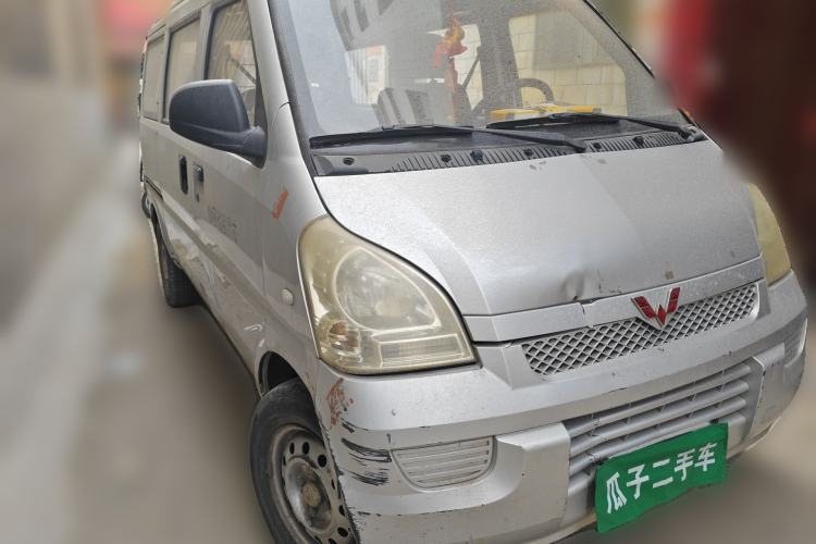 Used Wuling Rongguang 2014 1.2L S Base Model Front Right 45 Deg