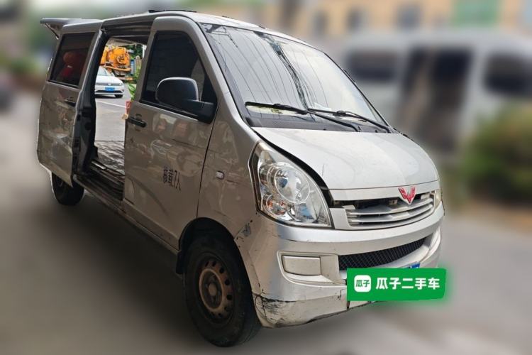 Used Wuling Rongguang 2014 1.2L S Base Model Front Right 45 Deg