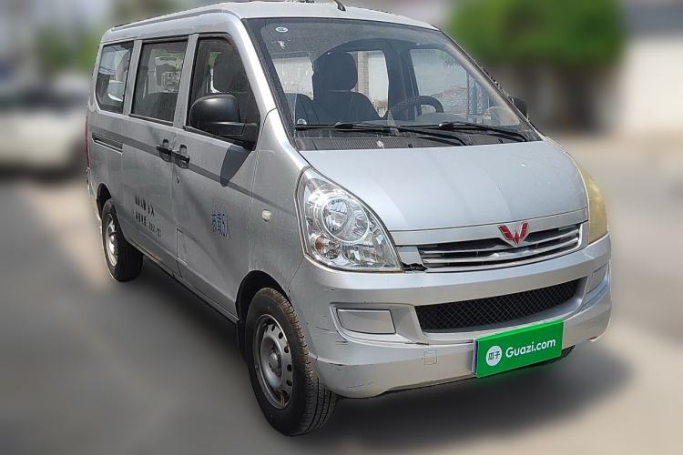 Used Wuling Rongguang 2014 1.2L S Base Model Front Right 45 Deg
