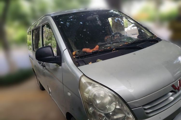Used Wuling Rongguang 2014 1.5L S Base Version Front Right 45 Deg