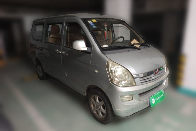 Used Wuling Rongguang  Front Right 45 Deg