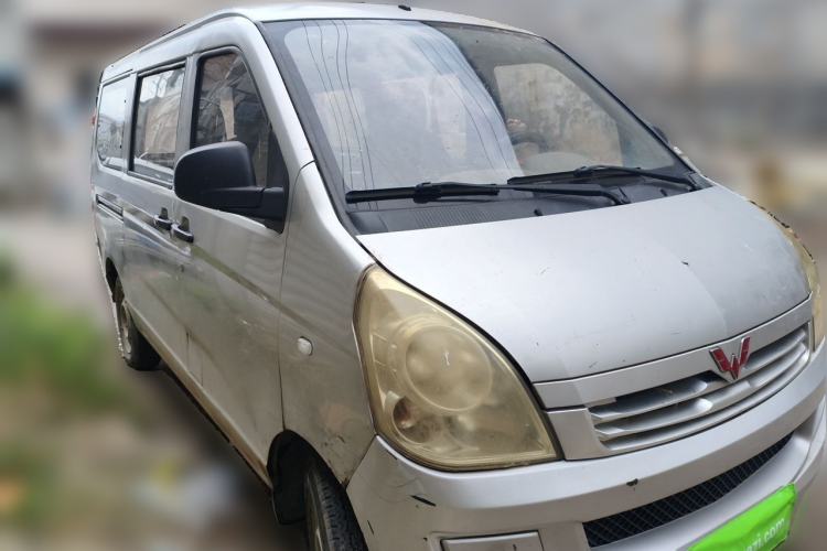 Used Wuling Rongguang 2014 1.2L S Base Model Front Right 45 Deg