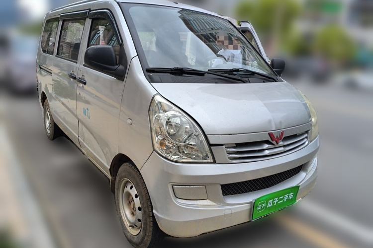 Used Wuling Rongguang 2014 1.2L S Base Model Front Right 45 Deg