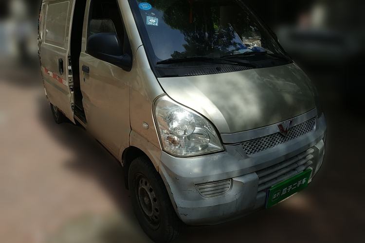 Used Wuling Rongguang  Front Right 45 Deg