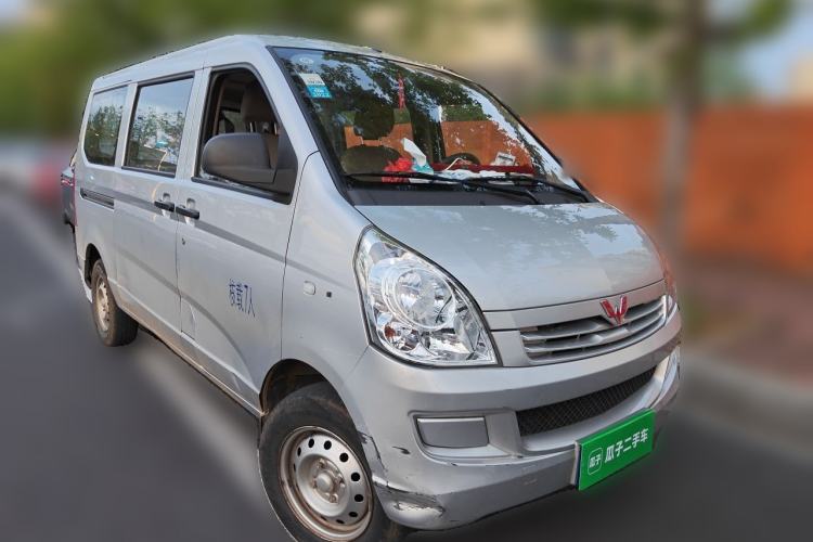 Used Wuling Rongguang 2014 1.2L S Base Model Front Right 45 Deg