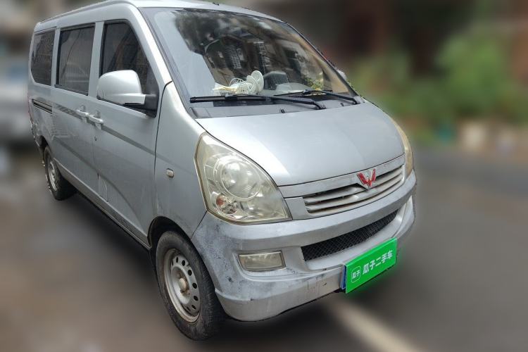 Used Wuling Rongguang 2014 1.2L S Base Model Front Right 45 Deg
