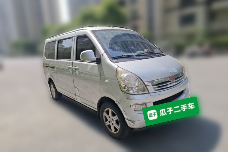 Used Wuling Rongguang 2014 1.2L S Standard Model Front Right 45 Deg