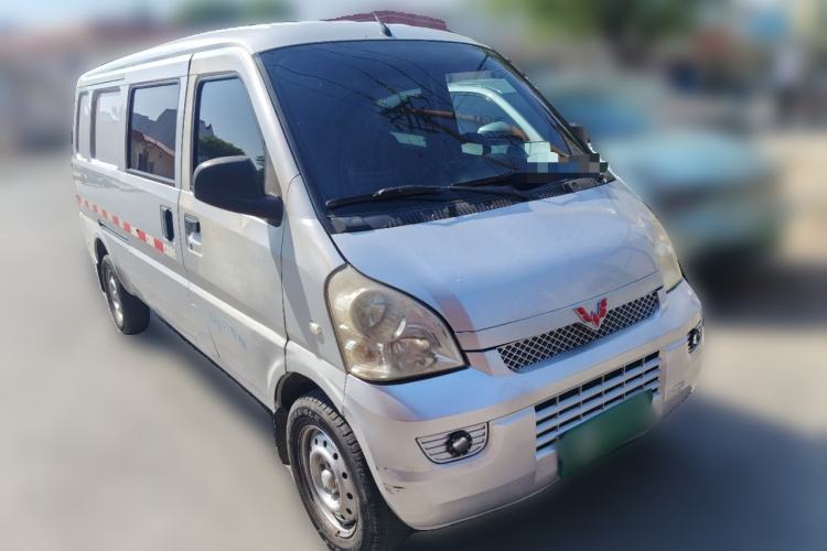 Used Wuling Rongguang 2014 1.2L S Base Model Front Right 45 Deg