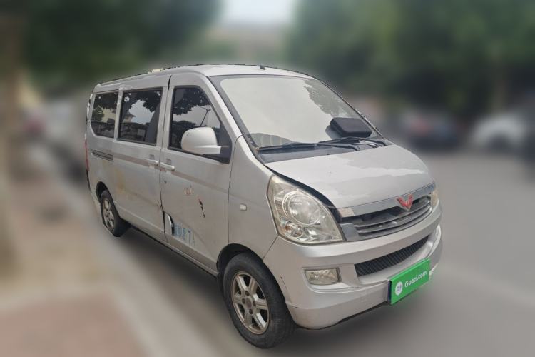 Used Wuling Rongguang 2014 1.5L S Standard Version Front Right 45 Deg