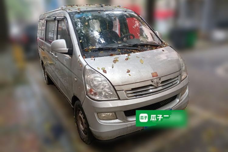 Used Wuling Rongguang 2014 1.2L S Base Model Front Right 45 Deg