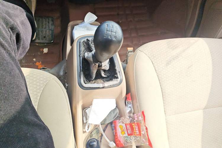 Used Wuling Rongguang 2014 1.5L S Standard Version Gear Lever