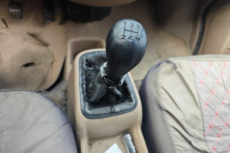Used Wuling Rongguang 2014 1.2L S Standard Model Gear Lever