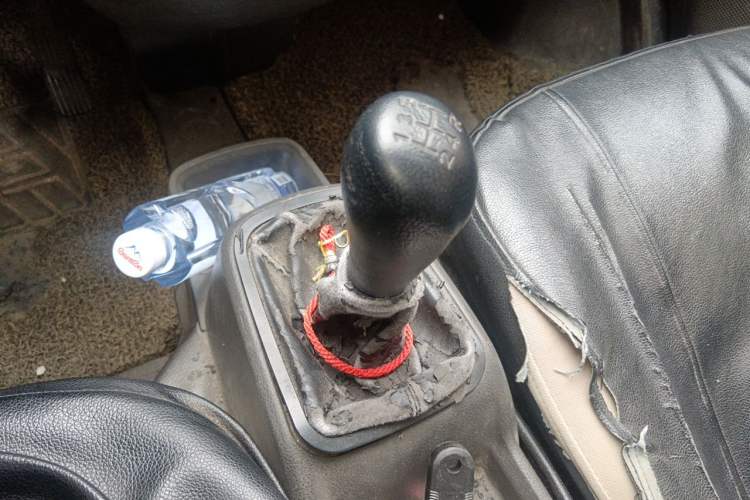Used Wuling Rongguang 2014 1.2L S Base Model Gear Lever