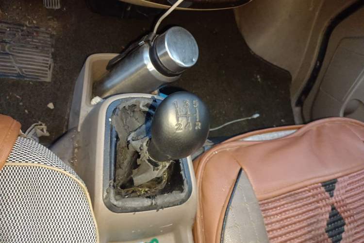 Used Wuling Rongguang 2014 1.2L S Standard Model Gear Lever